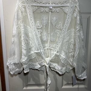 Elegant White Lace Women Top